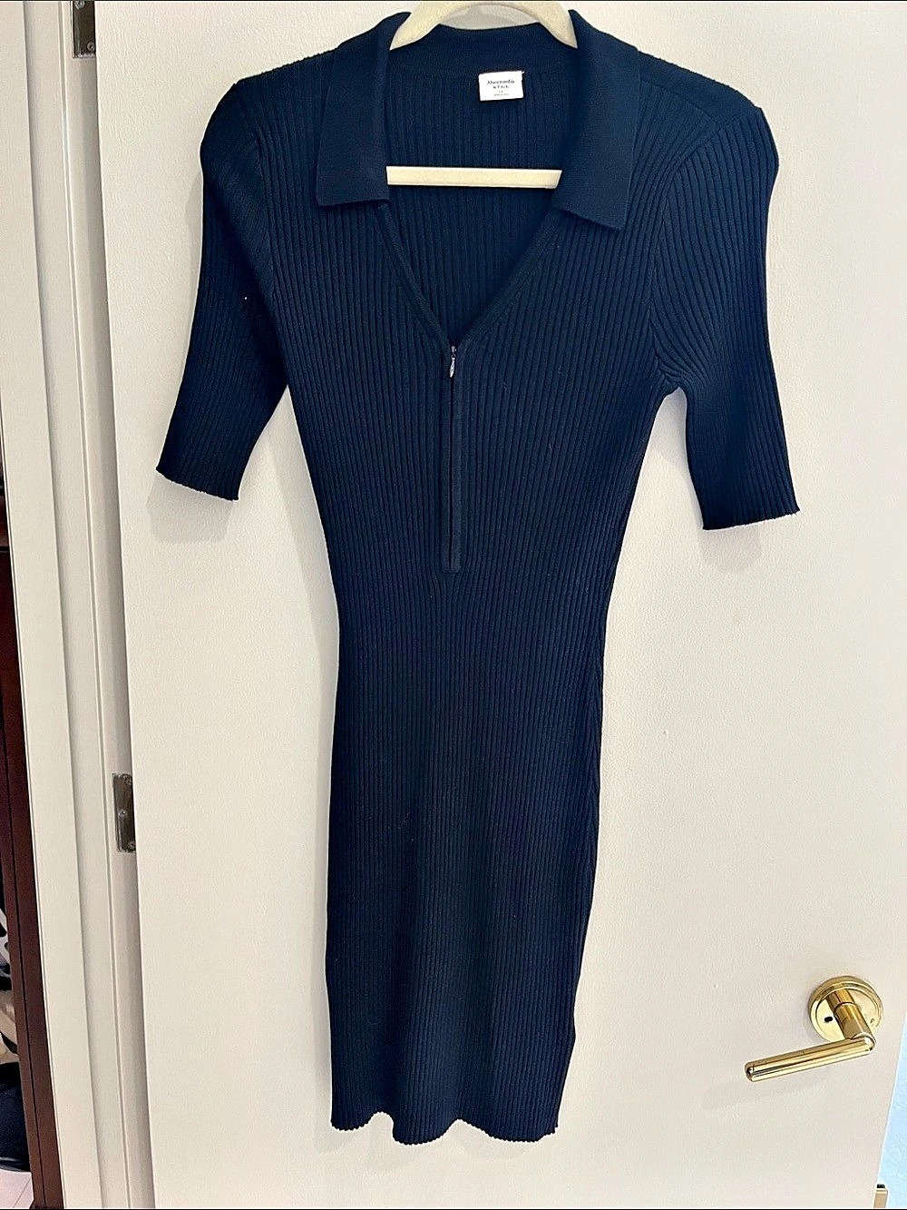 Abercrombie & Fitch Ribbed Midi Dress in Black Size Large NWT